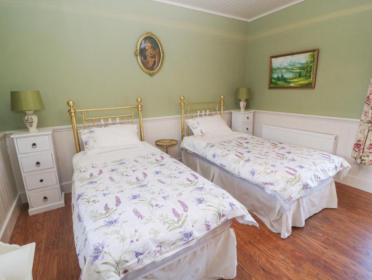 Longfield Lodge Килларни Экстерьер фото