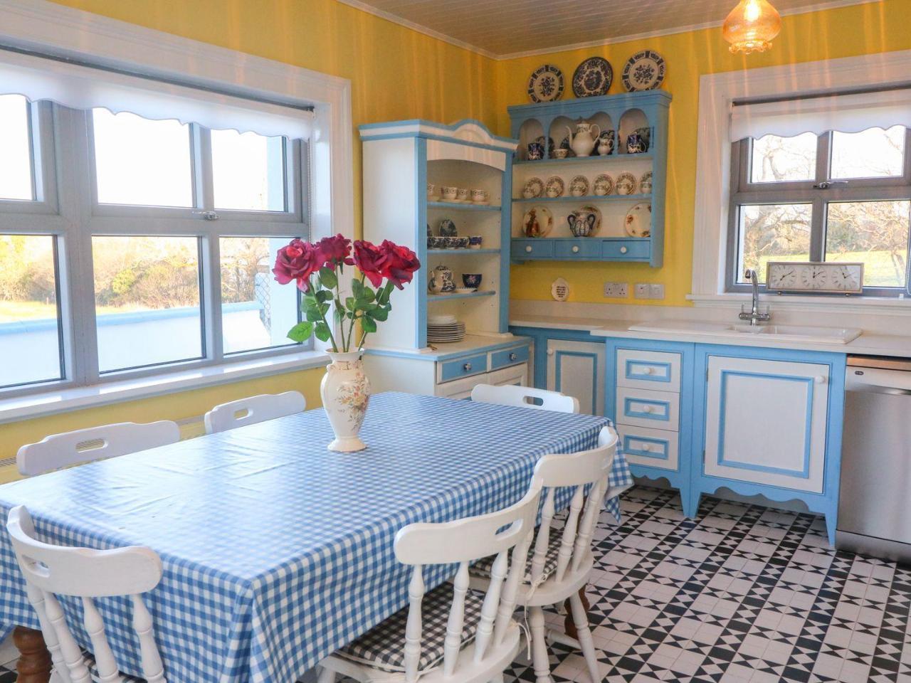 Longfield Lodge Килларни Экстерьер фото